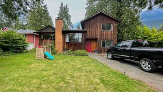 Photo 1: 1090 HANDSWORTH Road in North Vancouver: Canyon Heights NV House for sale : MLS®# R2771255