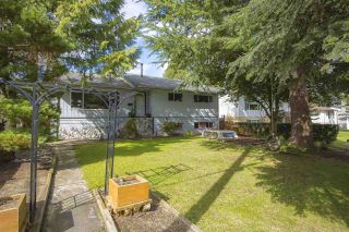 Photo 1: 10485 155A Street in Surrey: Guildford House for sale (North Surrey)  : MLS®# R2554647