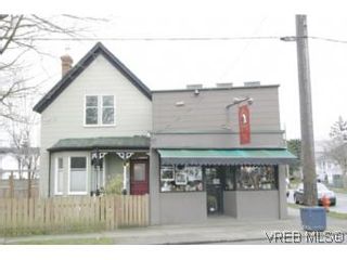 Photo 2: 530 Craigflower Rd in VICTORIA: VW Victoria West House for sale (Victoria West)  : MLS®# 497306