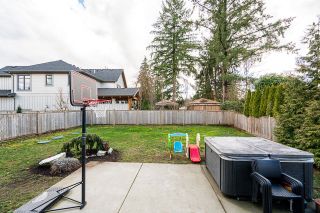 Photo 36: 22858 ST ANDREWS Avenue in Langley: Fort Langley House for sale : MLS®# R2759828