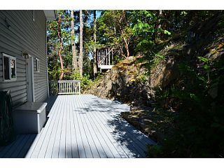Photo 16: 5623 LEANING TREE Road in Halfmoon Bay: Halfmn Bay Secret Cv Redroofs House for sale in "LEANING TREE" (Sunshine Coast)  : MLS®# V1040649