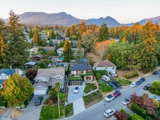 Photo 6: 866 E 10TH Street in North Vancouver: Boulevard House for sale : MLS®# R2747737