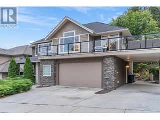 Photo 1: 2160 Shelby Crescent in West Kelowna: House for sale : MLS®# 10304088