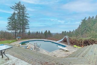 Photo 2: 8415 ARMSTRONG Road in Langley: County Line Glen Valley House for sale : MLS®# R2848393