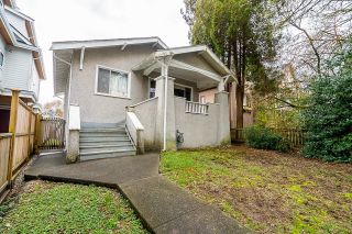 Photo 1: 476 E 20TH Avenue in Vancouver: Fraser VE House for sale (Vancouver East)  : MLS®# R2867752