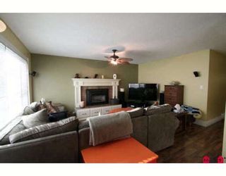 Photo 4: 34663 ST MATTHEWS Way in Abbotsford: Abbotsford East House for sale in "McMillan Area" : MLS®# F2826178