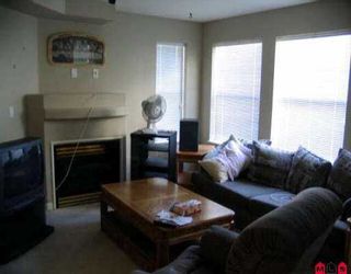 Photo 2: 212 20200 56TH AV in Langley: Langley City Condo for sale in "THE BENTLEY" : MLS®# F2517638