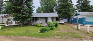 Photo 2: 18 8th Street in Emma Lake: Residential for sale : MLS®# SK900508