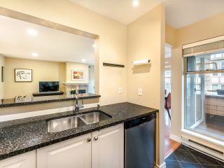 Photo 20: N302 628 W 13TH Avenue in Vancouver: Fairview VW Condo for sale in "Connaught Estates" (Vancouver West)  : MLS®# R2747228