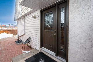 Photo 5: 1 507 64 Avenue NE in Calgary: Thorncliffe Row/Townhouse for sale : MLS®# A2118016