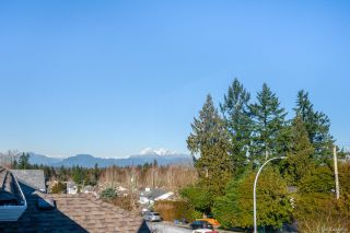 Photo 1: 8847 213 Street in Langley: Walnut Grove House for sale : MLS®# R2714731