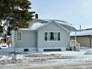Photo 2: 205 1st Street East in Spiritwood: Residential for sale : MLS®# SK959856