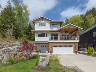 Photo 2: 2181 CRUMPIT WOODS Drive in Squamish: Plateau House for sale in "Crumpit Woods" : MLS®# R2690409