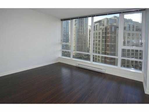 Photo 9: Photos: 1105 788 HAMILTON Street in Vancouver: Downtown VW Condo for sale in "TV TOWER I" (Vancouver West)  : MLS®# V850266