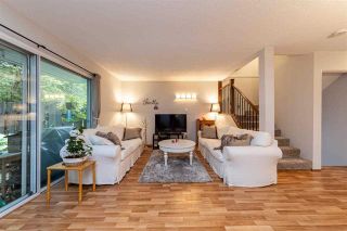 Photo 3: 4683 Hoskins Rd in North Vancouver: Lynn Valley Townhouse for sale : MLS®# R2500187