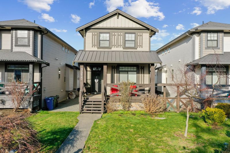 FEATURED LISTING: 34627 4TH Avenue Abbotsford