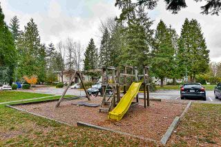 Photo 19: 14858 HOLLY PARK Lane in Surrey: Guildford Townhouse for sale (North Surrey)  : MLS®# R2222542