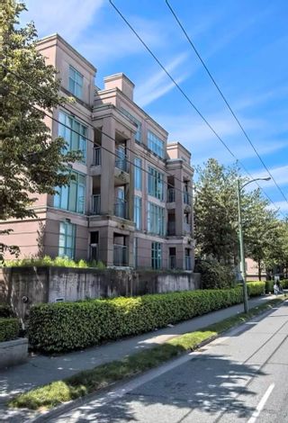 Main Photo: PH4 2418 E BROADWAY in Vancouver: Renfrew Heights Condo for sale (Vancouver East)  : MLS®# R2737037
