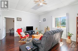 Photo 14: 23 MOFFAT STREET in Morewood: Multi-family for sale : MLS®# 1372523