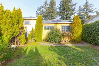 Photo 3: 380 Lagoon Rd in Colwood: Co Lagoon House for sale : MLS®# 867063