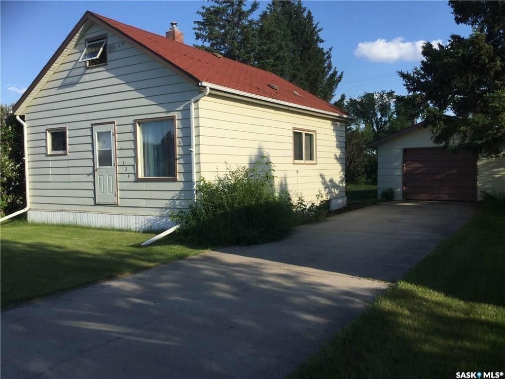 Main Photo: 539 Highway Avenue East in Preeceville: Residential for sale : MLS®# SK831490
