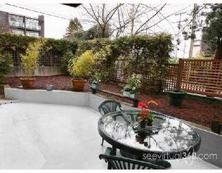 Photo 8: 103 1006 CORNWALL Street in New_Westminster: Uptown NW Condo for sale in "Cornwall Terrace" (New Westminster)  : MLS®# V695174
