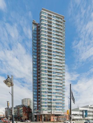 Photo 2: 2105 688 ABBOTT Street in Vancouver: Downtown VW Condo for sale in "Firenze II" (Vancouver West)  : MLS®# R2872754