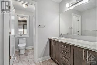 Photo 20: 824 CONTOUR STREET in Ottawa: House for sale : MLS®# 1385201