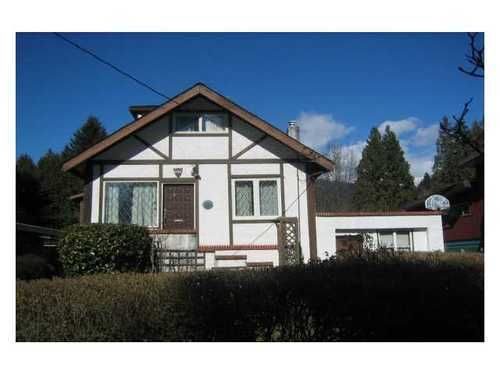 Main Photo: 838 20TH Street W in North Vancouver: Home for sale : MLS®# V936683