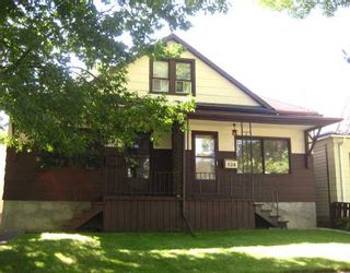 Photo 1: 526 SIMCOE Street in WINNIPEG: West End / Wolseley Residential for sale (West Winnipeg)  : MLS®# 2816151