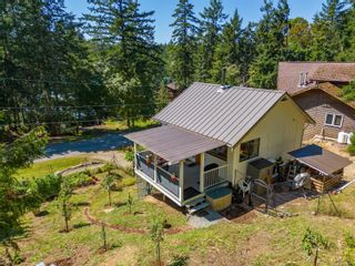 Photo 3: 36134 Galleon Way in Pender Island: GI Pender Island House for sale (Gulf Islands)  : MLS®# 933457