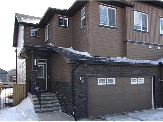 Main Photo: 482 BOULDER CREEK Way: Langdon Residential Attached for sale : MLS®# C3606577