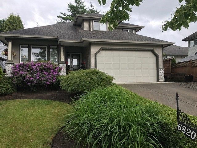 Main Photo: 6820 181 STREET in Cloverdale: Home for sale : MLS®# R2178025