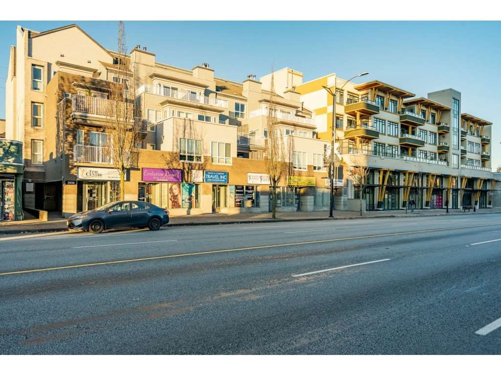 Main Photo: 309 3939 E HASTINGS Street in Burnaby: Vancouver Heights Condo for sale in "SIENNA" (Burnaby North)  : MLS®# R2552940