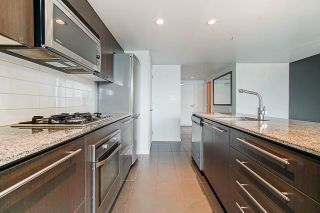 Photo 10: 613 522 W 8TH Avenue in Vancouver: Fairview VW Condo for sale in "Crossroads" (Vancouver West)  : MLS®# R2558030