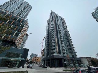 Photo 2: 708 6398 SILVER Avenue in Burnaby: Metrotown Condo for sale (Burnaby South)  : MLS®# R2751215
