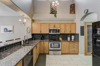 Photo 14: 28 CORTINA Way SW in Calgary: Springbank Hill Detached for sale : MLS®# C4271650