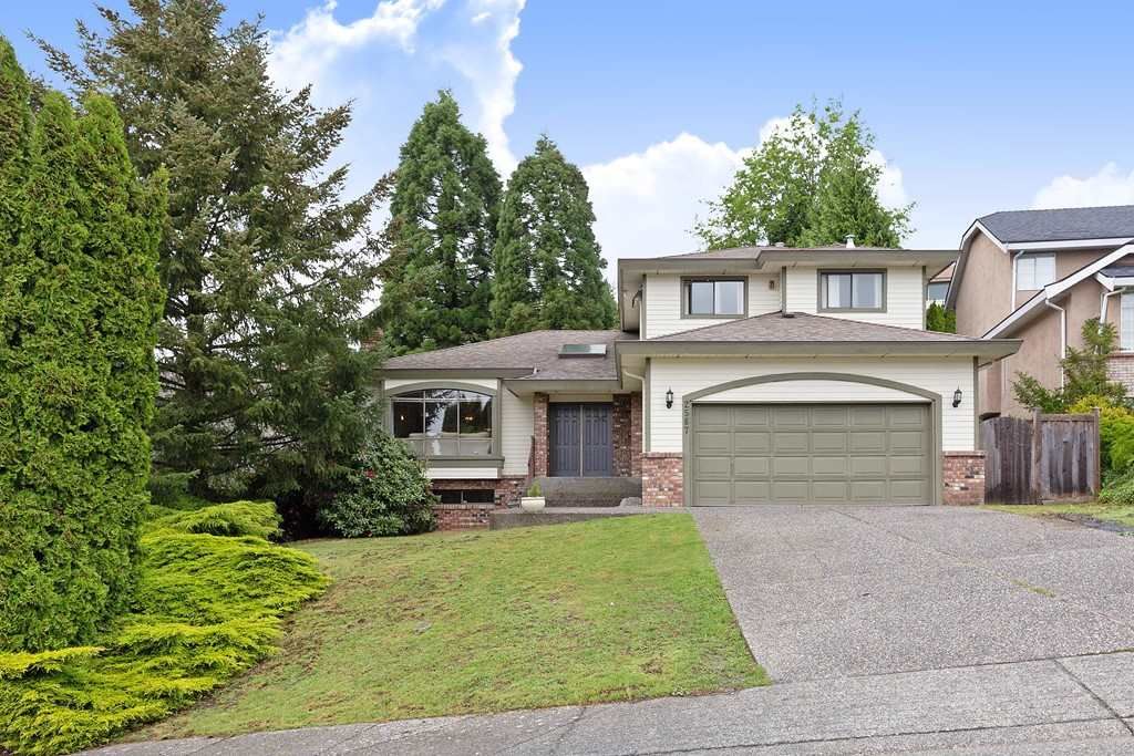 Main Photo: 2567 FUCHSIA Place in Coquitlam: Summitt View House for sale in "Summit View" : MLS®# R2456213