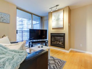Photo 5: 902 969 RICHARDS Street in Vancouver: Downtown VW Condo for sale in "MONDRIAN II" (Vancouver West)  : MLS®# R2665936