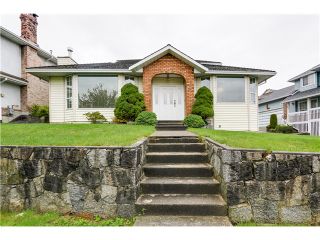 Photo 1: 91 MINER Street in New Westminster: Fraserview NW House for sale : MLS®# V1086851