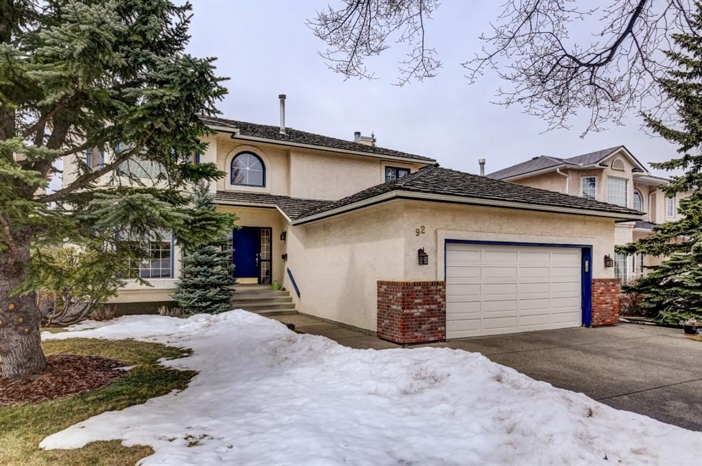 Main Photo: 92 Edgevalley Circle NW in Calgary: Edgemont Detached for sale : MLS®# A1210822