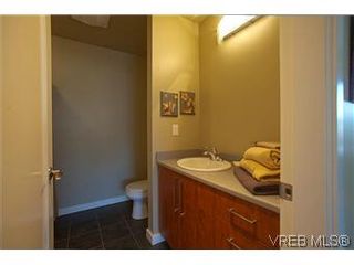 Photo 6: 410 611 Brookside Rd in VICTORIA: Co Latoria Condo for sale (Colwood)  : MLS®# 595315