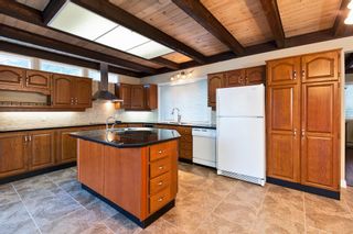 Photo 3: 7150 Brent Road in Peachland: House for sale : MLS®# 10123222