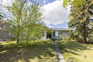 Photo 2: 5932 Silver Ridge Drive NW in Calgary: Silver Springs Detached for sale : MLS®# A1222255
