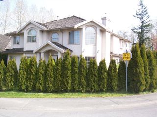 Photo 1: 9372 210 Street in Langley: Walnut Grove Home for sale ()  : MLS®# F1010186