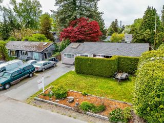 Photo 4: 1181 SILVERWOOD Crescent in North Vancouver: Norgate House for sale : MLS®# R2878428