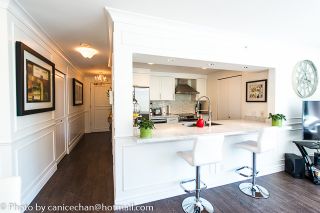 Photo 1: 201 1228 MARINASIDE CRESCENT in Vancouver: Yaletown Condo for sale (Vancouver West)  : MLS®# R2128055
