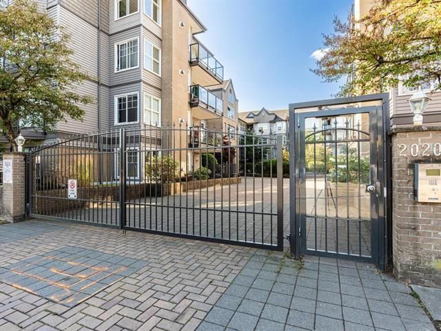 Main Photo: 111 20200 56TH Avenue in Langley: Langley City Condo for sale in "THE BENTLEY" : MLS®# R2736425