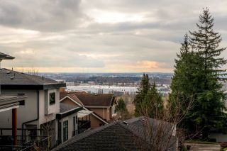 Photo 12: 4594 PORTLAND Street in Burnaby: South Slope House for sale (Burnaby South)  : MLS®# R2841752