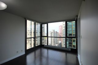 Photo 4: 1807 1331 ALBERNI Street in Vancouver: West End VW Condo for sale (Vancouver West)  : MLS®# R2009426